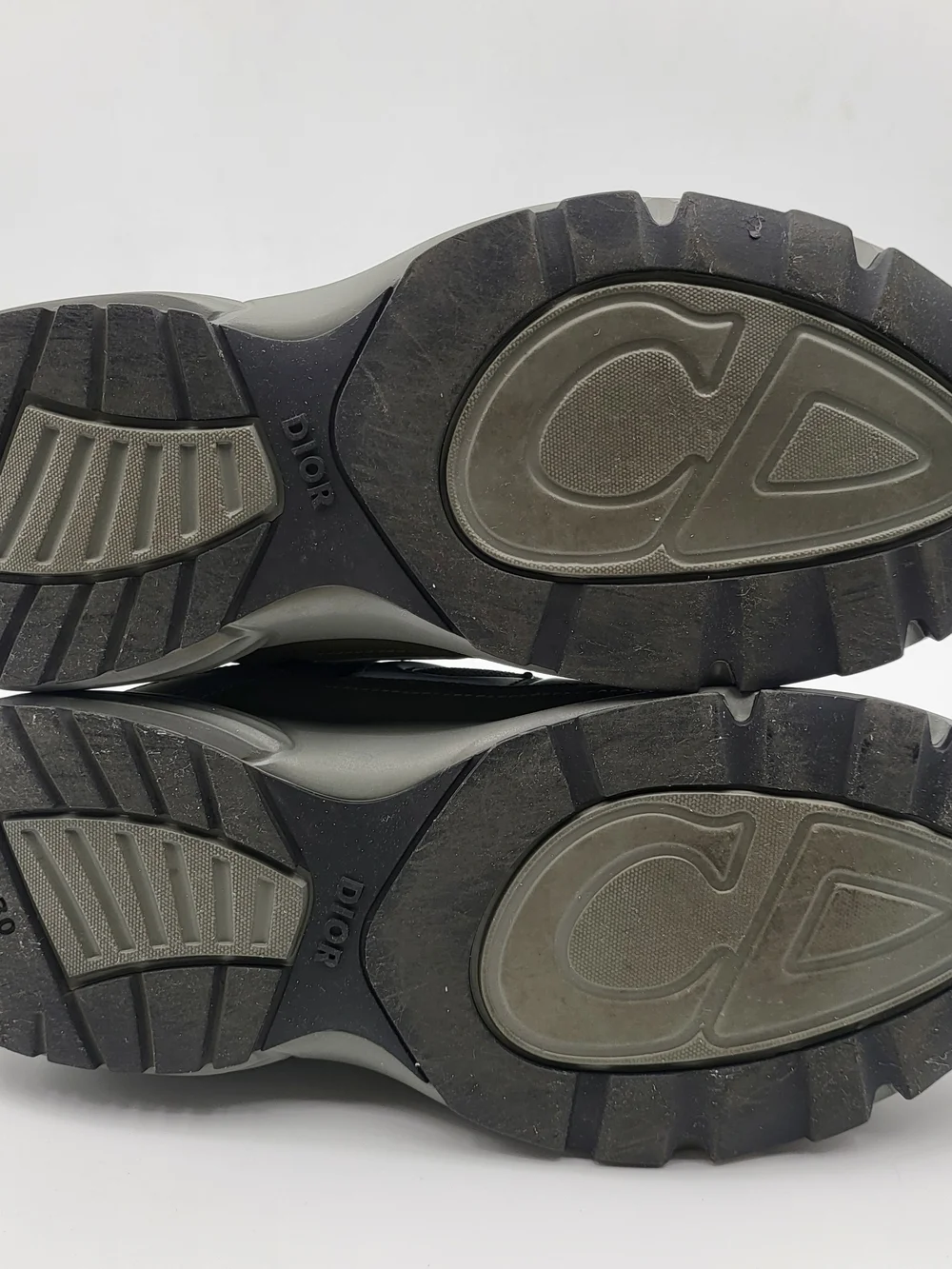 Christian Dior B30 Reflective Cd30 Sneakers Olive Green, EU M 40.